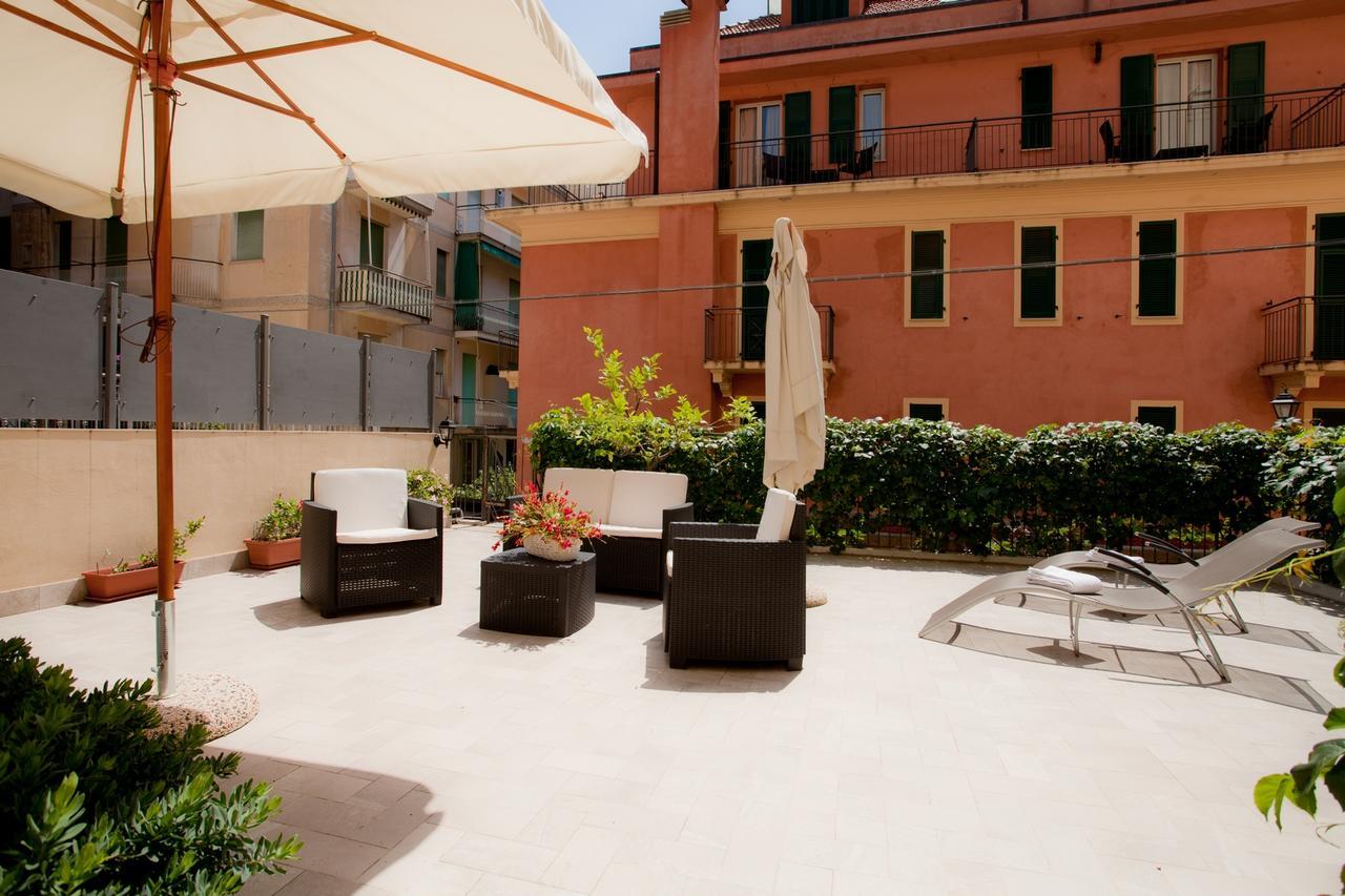 Hotel Lydia Alassio Exterior foto